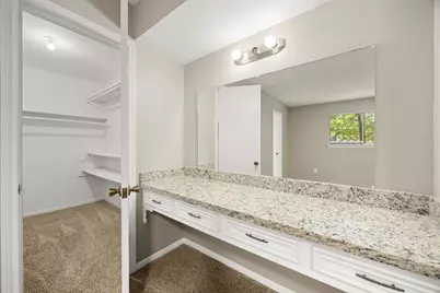 5923 Pebble Springs Drive, Houston, TX 77066 - Photo 25