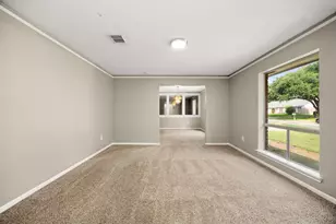 5923 Pebble Springs Dr, Houston, TX 77066 - Photo 19