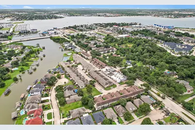 2052 Glencove Drive, Seabrook, TX 77586 - Photo 29