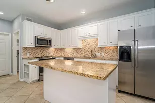 2052 Glencove Dr, Seabrook, TX 77586 - Photo 11