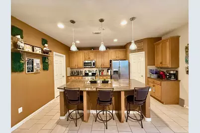 50 N Spinning Wheel Circle, The Woodlands, TX 77382 - Photo 3