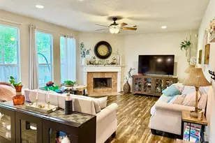 50 N Spinning Wheel Cir, The Woodlands, TX 77382 - Photo 7