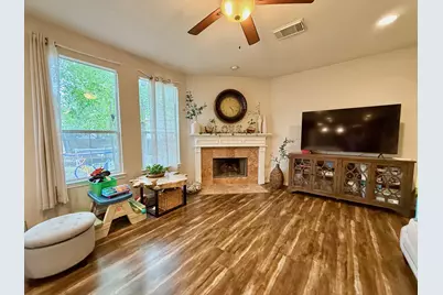 50 N Spinning Wheel Circle, The Woodlands, TX 77382 - Photo 5