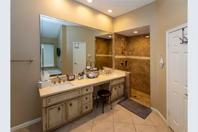 2107 Lakeway Drive, League City, TX 77573 - Photo 5