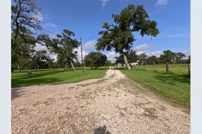 3067 County Road 580, West Columbia, TX 77486 - Photo 23