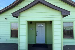 3300 Sailfish Dr S, Port Bolivar, TX 77650 - Photo 11