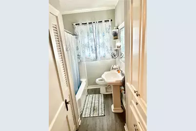 216 S William Barnett Avenue, Cleveland, TX 77327 - Photo 15