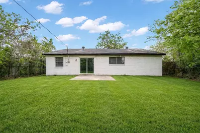 10902 Jutland Road, Houston, TX 77048 - Photo 13