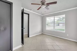 10902 Jutland Rd, Houston, TX 77048 - Photo 11
