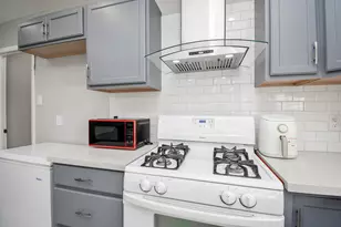 6817 Hendon Ln, Houston, TX 77074 - Photo 11