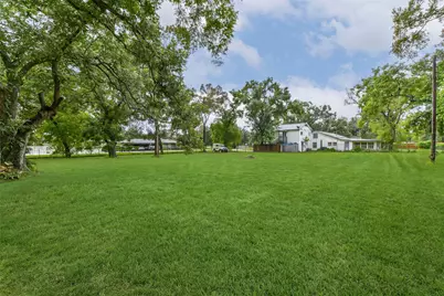 100 N Mattson Street, West Columbia, TX 77486 - Photo 29