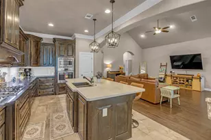 209 Mandavilla Wy, Lumberton, TX 77657 - Photo 17