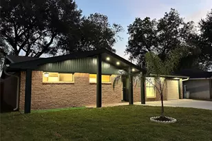 5803 E Greencraig Dr E, Houston, TX 77035 - Photo 3