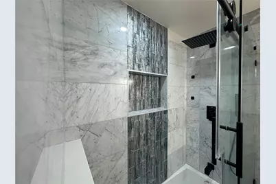 5803 E Greencraig Drive E, Houston, TX 77035 - Photo 21