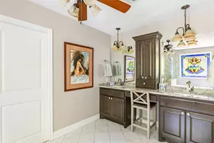 7 Summit Lake Dr, Kingwood, TX 77339 - Photo 21