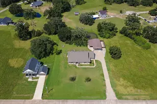 155 Horse Shoe Trail, Angleton, TX 77515 - Photo 41