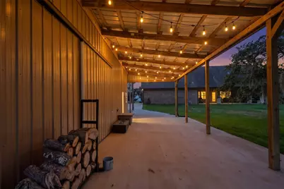 155 Horse Shoe Trail, Angleton, TX 77515 - Photo 35