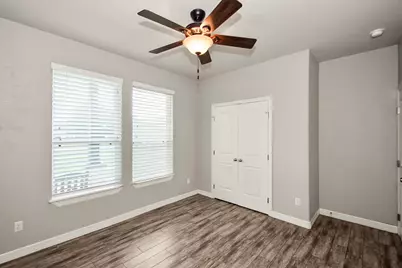 155 Horse Shoe Trail, Angleton, TX 77515 - Photo 27