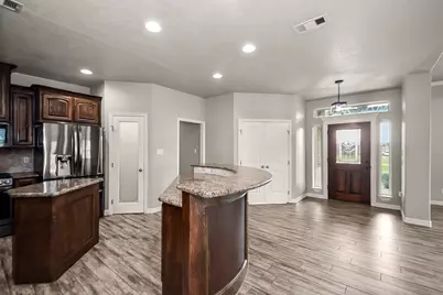 155 Horse Shoe Trail, Angleton, TX 77515 - Photo 9
