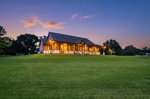 155 Horse Shoe Trail, Angleton, TX 77515 - Photo 49