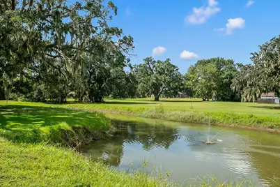 155 Horse Shoe Trail, Angleton, TX 77515 - Photo 45
