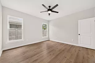 11227 Moccasin Dr, Montgomery, TX 77316 - Photo 17