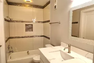 6500 Harbor Town Dr, Houston, TX 77036 - Photo 19