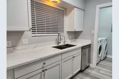 6500 Harbor Town Drive #2608, Houston, TX 77036 - Photo 9