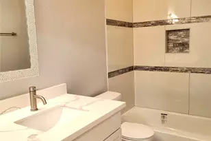 6500 Harbor Town Dr, Houston, TX 77036 - Photo 21