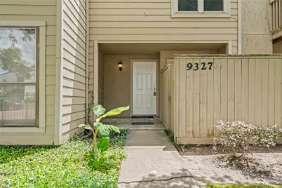 9327 Pagewood Lane, Houston, TX 77063 - Photo 3