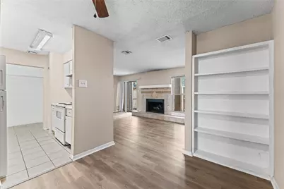 9327 Pagewood Lane, Houston, TX 77063 - Photo 11