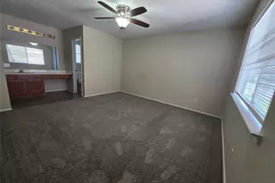 2777 Forest Point Dr, League City, TX 77573 - Photo 7