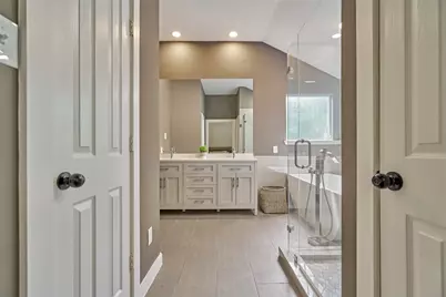 38 E Gaslight Place, The Woodlands, TX 77382 - Photo 37