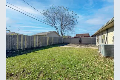 8906 Judwin Street, Houston, TX 77075 - Photo 23