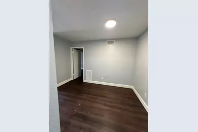 5625 Antoine Drive #403, Houston, TX 77091 - Photo 5