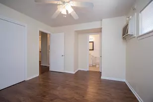 8803 Timberside, Houston, TX 77025 - Photo 5