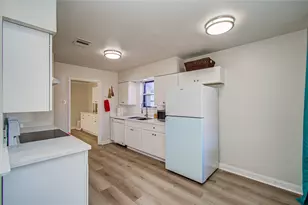 5926 Ettrick Dr, Houston, TX 77035 - Photo 19