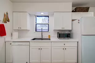 5926 Ettrick Dr, Houston, TX 77035 - Photo 17