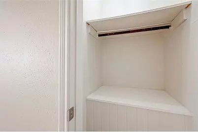 1815 Commonwealth Street #B, Houston, TX 77006 - Photo 11