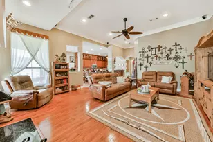 15403 Devin Ln, Crosby, TX 77532 - Photo 9
