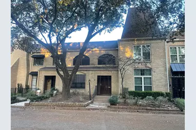 4 Bayou Pointe Drive, Houston, TX 77063 - Photo 3