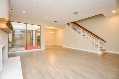 4 Bayou Pointe Drive, Houston, TX 77063 - Photo 11