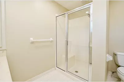 4 Bayou Pointe Drive, Houston, TX 77063 - Photo 31