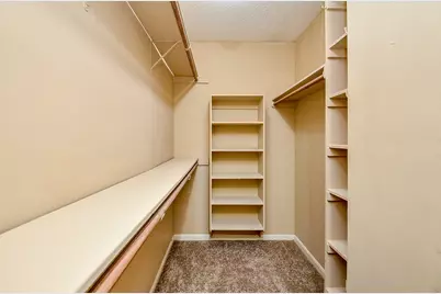 4 Bayou Pointe Drive, Houston, TX 77063 - Photo 29