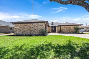 1106 N Kaufman Dr, Deer Park, TX 77536 - Photo 1