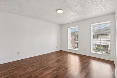 7700 Creekbend Drive #70, Houston, TX 77071 - Photo 11