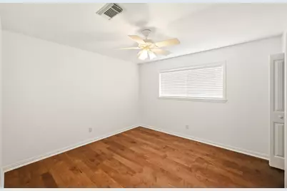 6131 Yarwell Drive, Houston, TX 77096 - Photo 37