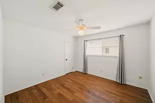 6131 Yarwell Dr, Houston, TX 77096 - Photo 35