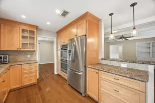 6131 Yarwell Dr, Houston, TX 77096 - Photo 19