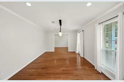 6131 Yarwell Drive, Houston, TX 77096 - Photo 7